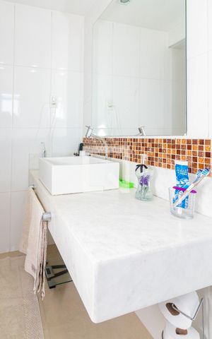 Apartamento à venda com 166m², 4 quartos e 4 vagas Apartamento à venda com 166m², 4 quartos e 4 vagasBanheiro