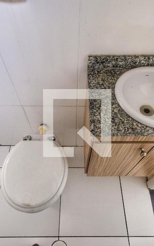 Casa à venda com 147m², 3 quartos e 1 vaga Casa à venda com 147m², 3 quartos e 1 vagaQuarto 2 - Suíte