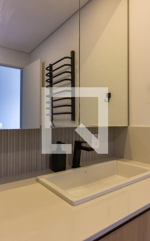 Apartamento à venda com 96m², 3 quartos e 2 vagas Apartamento à venda com 96m², 3 quartos e 2 vagasBanheiro da Suíte
