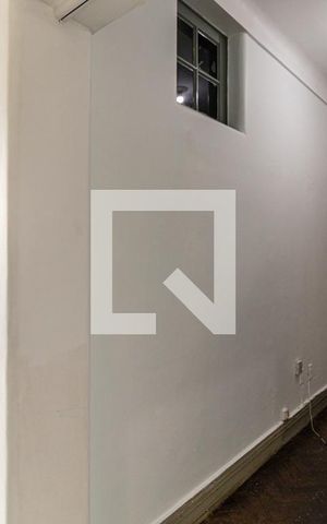 Apartamento à venda com 58m², 2 quartos e sem vagaCorredor de Entrada