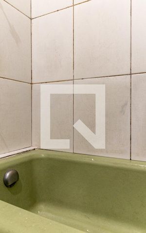 Apartamento à venda com 58m², 2 quartos e sem vagaBanheiro - Banheira