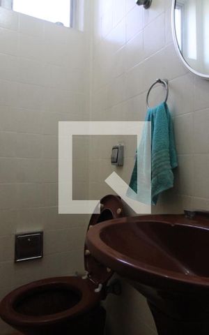 Casa à venda com 229m², 3 quartos e 3 vagasLavabo