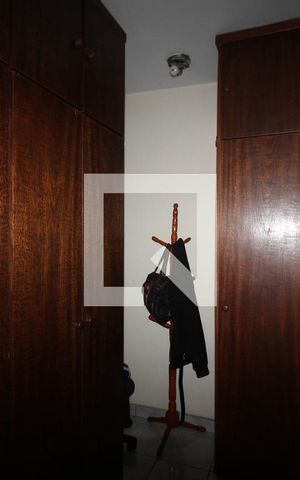 Casa à venda com 229m², 3 quartos e 3 vagasCloset da suíte