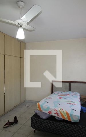 Casa à venda com 229m², 3 quartos e 3 vagasQuarto 1  