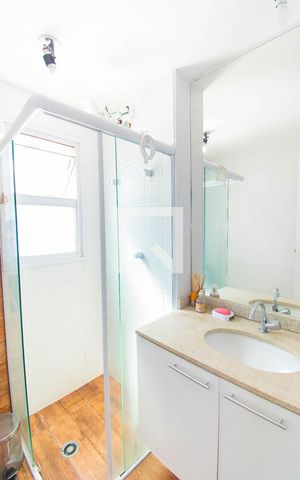 Studio à venda com 26m², 1 quarto e sem vaga Studio à venda com 26m², 1 quarto e sem vagaBanheiro