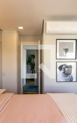 Apartamento à venda com 95m², 2 quartos e 2 vagas Apartamento à venda com 95m², 2 quartos e 2 vagasSuíte