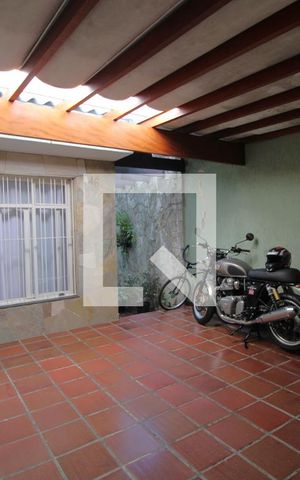 Casa à venda com 120m², 3 quartos e 2 vagasGaragem