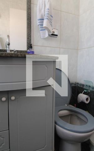 Casa à venda com 120m², 3 quartos e 2 vagasBanheiro comum