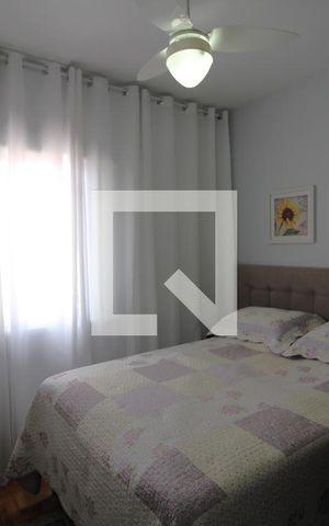 Casa à venda com 120m², 3 quartos e 2 vagasSuíte
