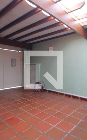 Casa à venda com 120m², 3 quartos e 2 vagasGaragem