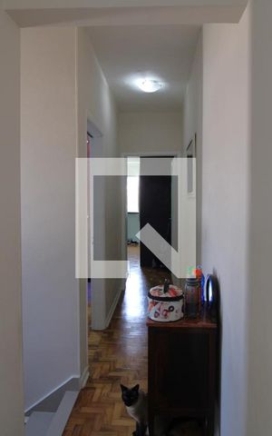Casa à venda com 120m², 3 quartos e 2 vagasCorredor