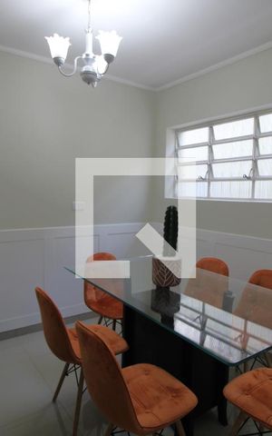 Casa à venda com 120m², 3 quartos e 2 vagasSala de jantar