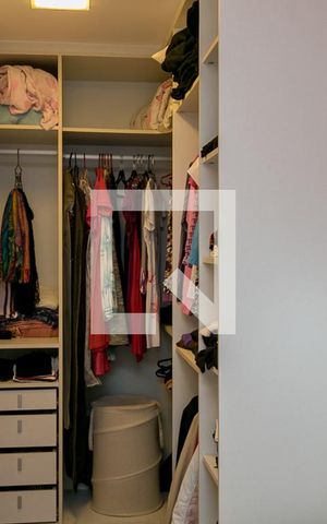 Apartamento à venda com 101m², 2 quartos e 2 vagasCloset da Suíte 1