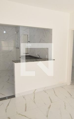 Casa para alugar com 60m², 1 quarto e sem vaga Casa para alugar com 60m², 1 quarto e sem vagaSala