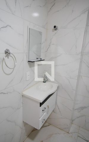Casa para alugar com 60m², 1 quarto e sem vaga Casa para alugar com 60m², 1 quarto e sem vagaBanheiro