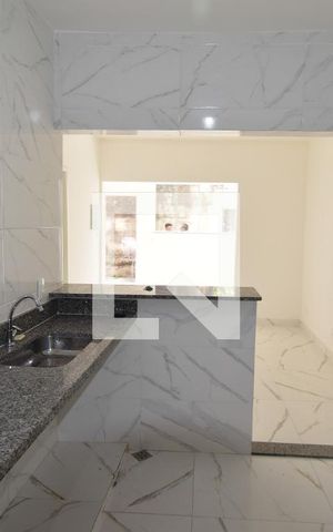 Casa para alugar com 60m², 1 quarto e sem vaga Casa para alugar com 60m², 1 quarto e sem vagaCozinha