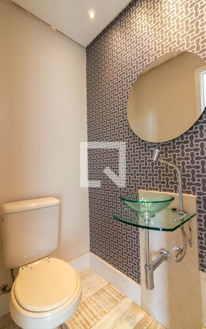 Apartamento à venda com 112m², 3 quartos e 2 vagas Apartamento à venda com 112m², 3 quartos e 2 vagasLavabo