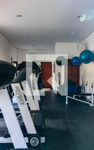 Apartamento à venda com 112m², 3 quartos e 2 vagas Apartamento à venda com 112m², 3 quartos e 2 vagasAcademia