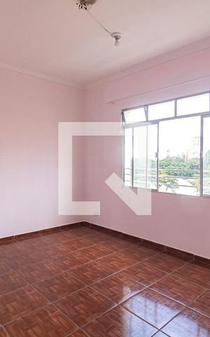 Apartamento à venda com 80m², 1 quarto e sem vaga Apartamento à venda com 80m², 1 quarto e sem vagaSala