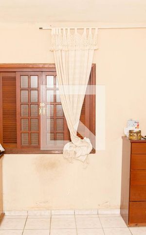 Casa à venda com 210m², 3 quartos e 2 vagasQuarto 1
