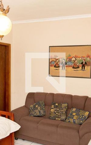 Casa à venda com 210m², 3 quartos e 2 vagasSala