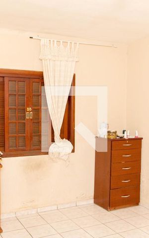 Casa à venda com 210m², 3 quartos e 2 vagasQuarto 1