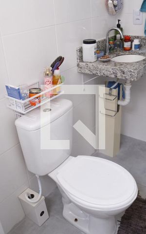 Apartamento à venda com 58m², 2 quartos e 2 vagasBanheiro Social