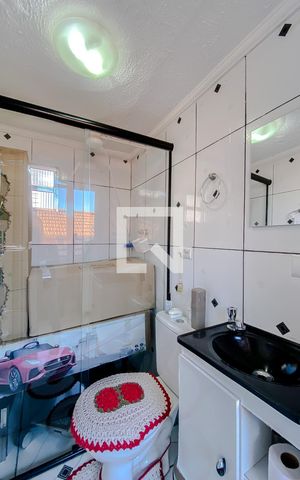 Casa à venda com 150m², 4 quartos e 2 vagasBanheiro de serviço