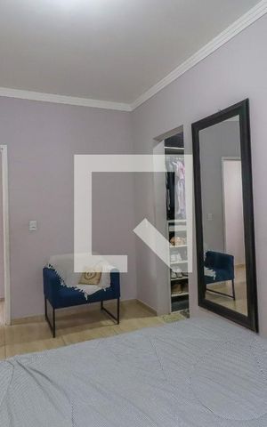 Casa à venda com 248m², 4 quartos e 3 vagas Casa à venda com 248m², 4 quartos e 3 vagasSuíte 1