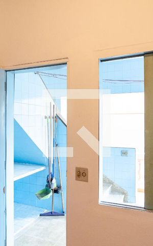 Casa à venda com 267m², 3 quartos e 3 vagas Casa à venda com 267m², 3 quartos e 3 vagasQuarto de Serviço