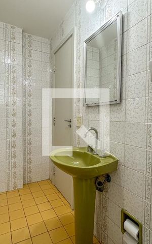 Apartamento para alugar com 100m², 3 quartos e 1 vaga Apartamento para alugar com 100m², 3 quartos e 1 vagaBanheiro 2