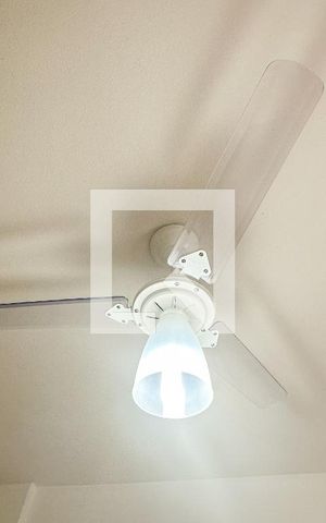 Apartamento para alugar com 100m², 3 quartos e 1 vaga Apartamento para alugar com 100m², 3 quartos e 1 vagaQuarto