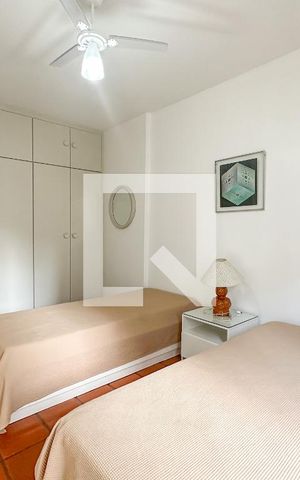 Apartamento para alugar com 100m², 3 quartos e 1 vaga Apartamento para alugar com 100m², 3 quartos e 1 vagaQuarto
