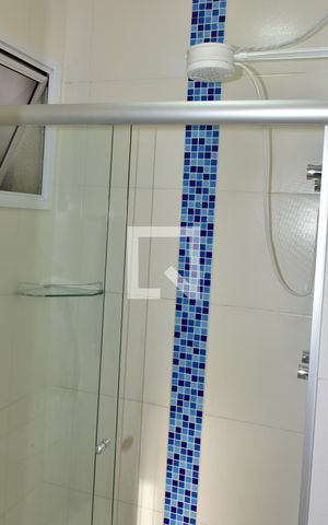 Casa à venda com 80m², 3 quartos e 2 vagasBanheiro da Suíte