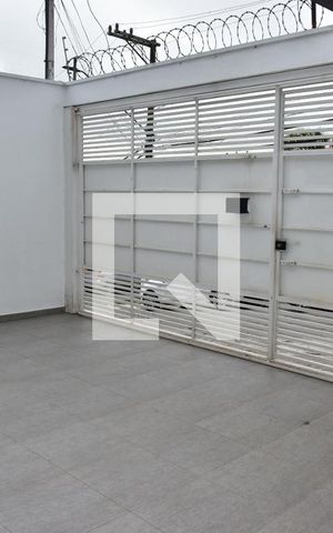 Casa à venda com 80m², 3 quartos e 2 vagasGaragem