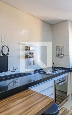 Apartamento à venda com 124m², 3 quartos e 2 vagas Apartamento à venda com 124m², 3 quartos e 2 vagasCozinha