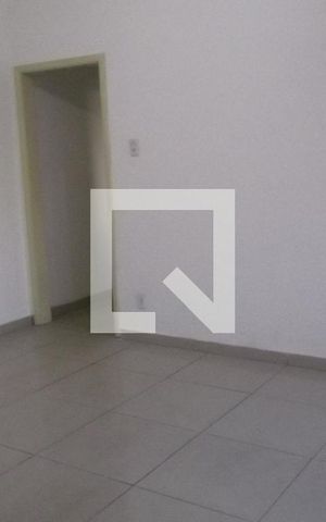 Apartamento à venda com 90m², 2 quartos e sem vagaSala