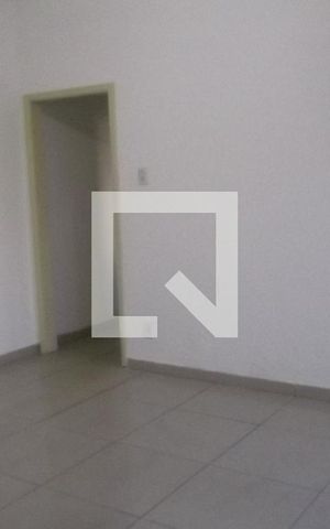 Apartamento à venda com 90m², 2 quartos e sem vagaSala