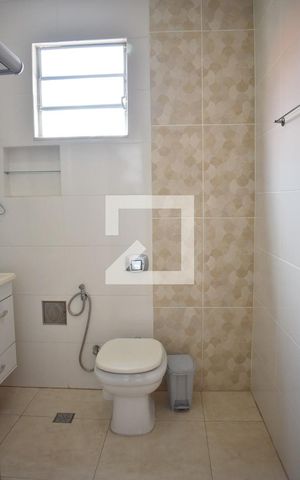 Casa para alugar com 80m², 2 quartos e sem vagaBanheiro