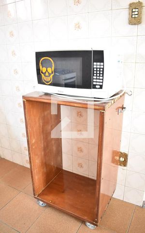 Casa para alugar com 80m², 2 quartos e sem vagaDetalhe da cozinha