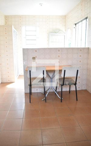 Casa para alugar com 80m², 2 quartos e sem vagaCozinha