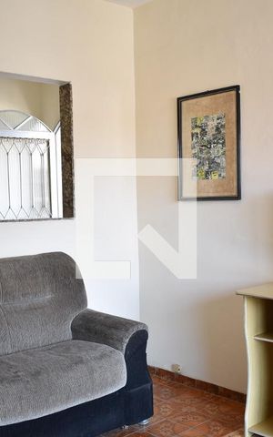 Casa para alugar com 80m², 2 quartos e sem vagaSala