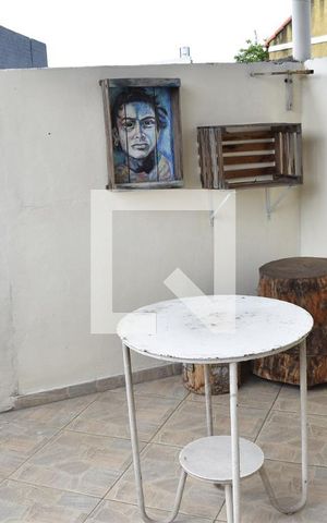 Casa para alugar com 80m², 2 quartos e sem vagaÁrea de Serviço