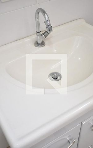 Casa para alugar com 80m², 2 quartos e sem vagaPia