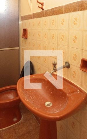 Apartamento para alugar com 39m², 1 quarto e sem vaga Apartamento para alugar com 39m², 1 quarto e sem vagaBanheiro