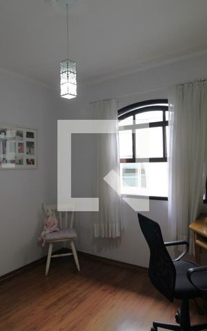 Casa à venda com 300m², 3 quartos e 3 vagasQuarto 2
