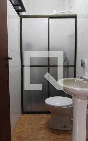 Casa à venda com 300m², 3 quartos e 3 vagasBanheiro de serviço