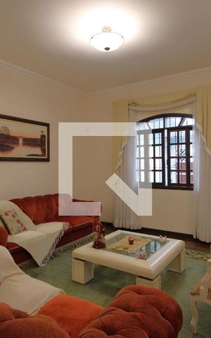 Casa à venda com 300m², 3 quartos e 3 vagasSala 1