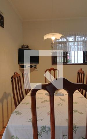 Casa à venda com 300m², 3 quartos e 3 vagasCozinha