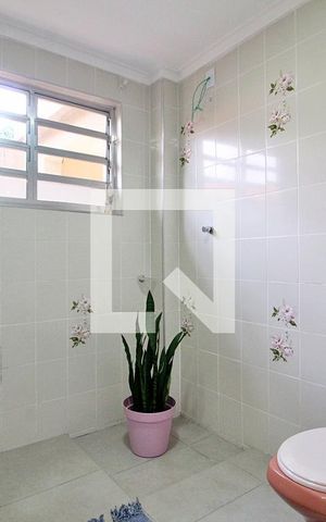 Casa à venda com 255m², 3 quartos e 2 vagasBanheiro 2